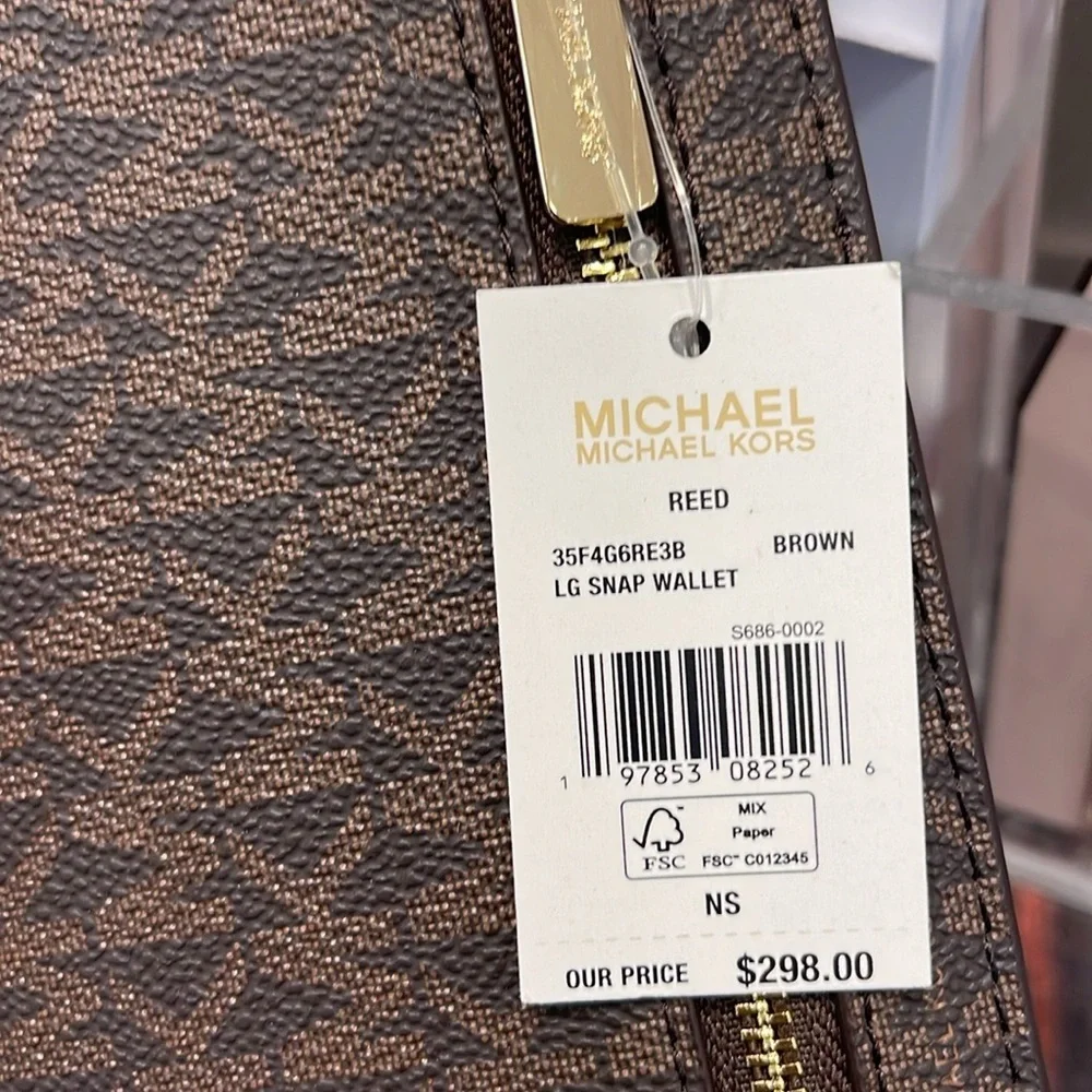 Michael Kors Reed Large Bifold Signature Snap Wallet Card Case 
Brown 
NWT - Picture 12 of 16